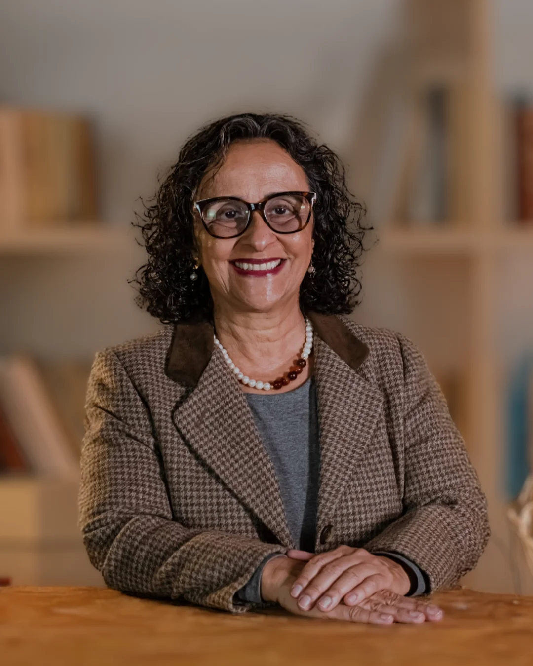 Dra. Estela Cecília Ferreira